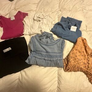 Women’s tops